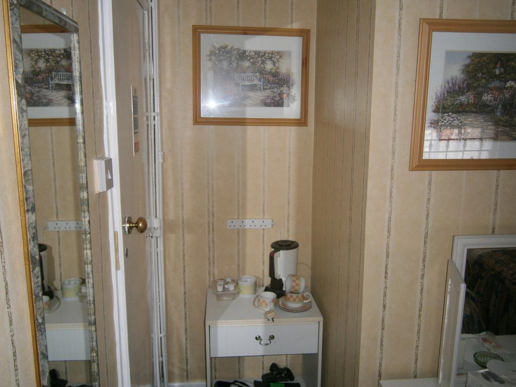 Guesthouse The Royale Hotel Blackpool Extérieur photo